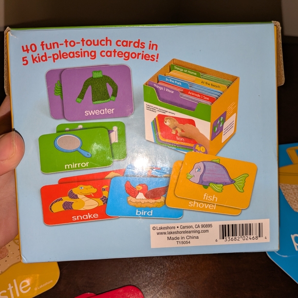 Lakeshore Learning Touch & Learn Library - Picture 12 of 12